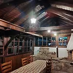 при комина - By The Chimney Ваканционна къща *