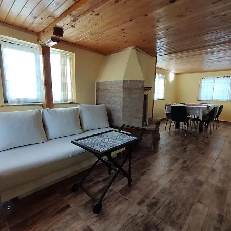 Casa vacanze при комина - By The Chimney